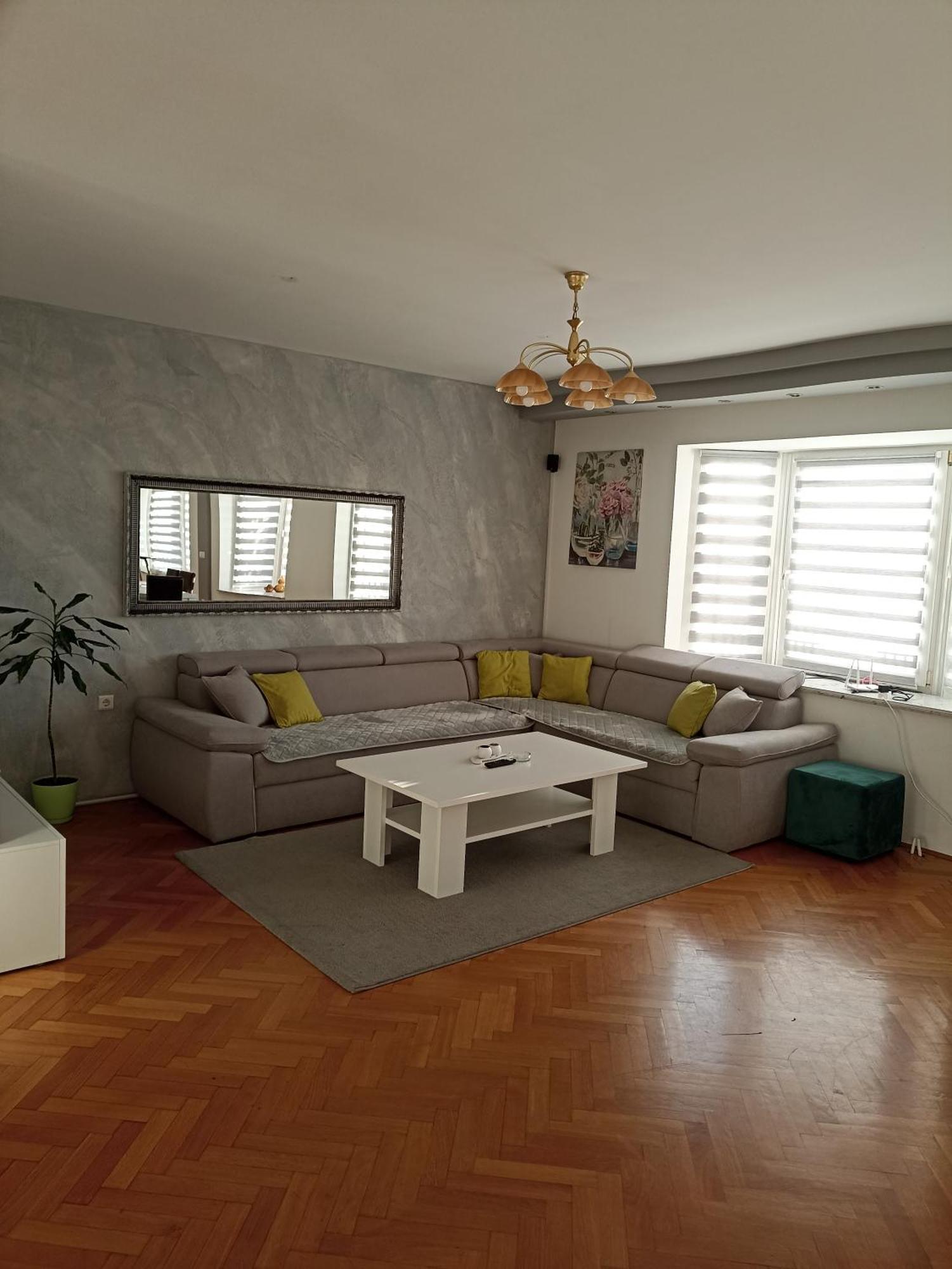 Royal Apartmani Bosanski Samac ภายนอก รูปภาพ