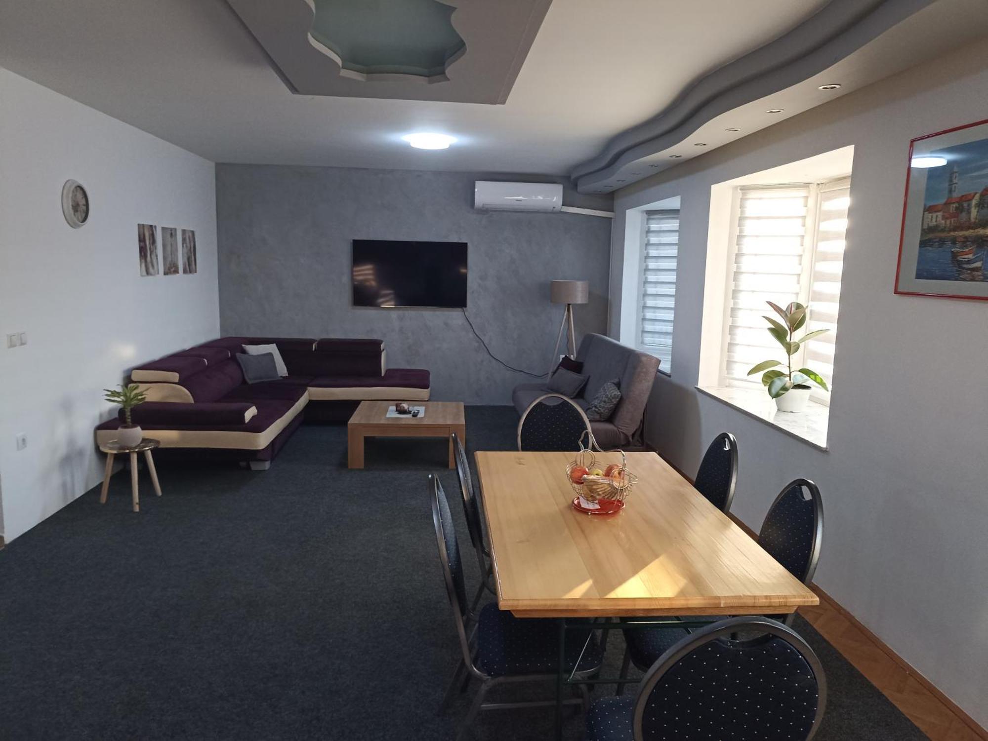 Royal Apartmani Bosanski Samac ภายนอก รูปภาพ